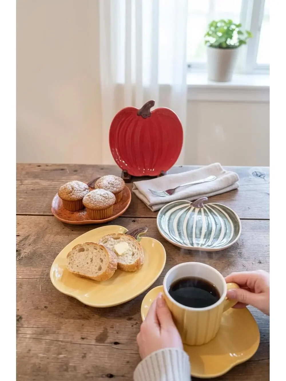 Vintage Williams Sonoma Autumn Gourd collection plates - set of 4